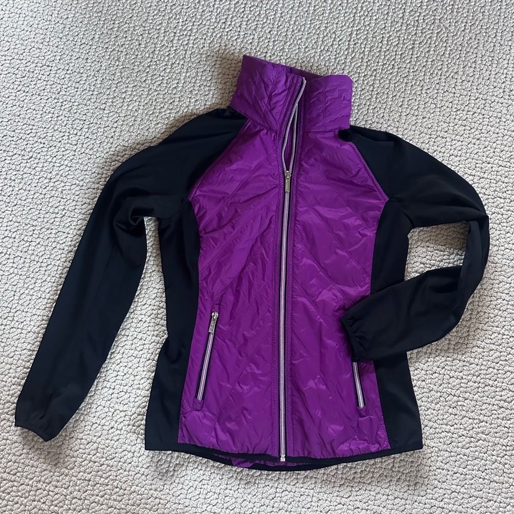 Purple & Black Women's Lightweight Quilted Jacket